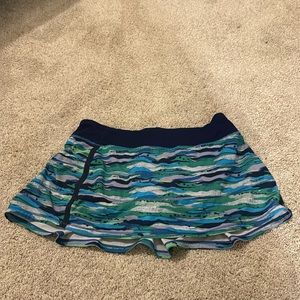 Lululemon skirt - size 10